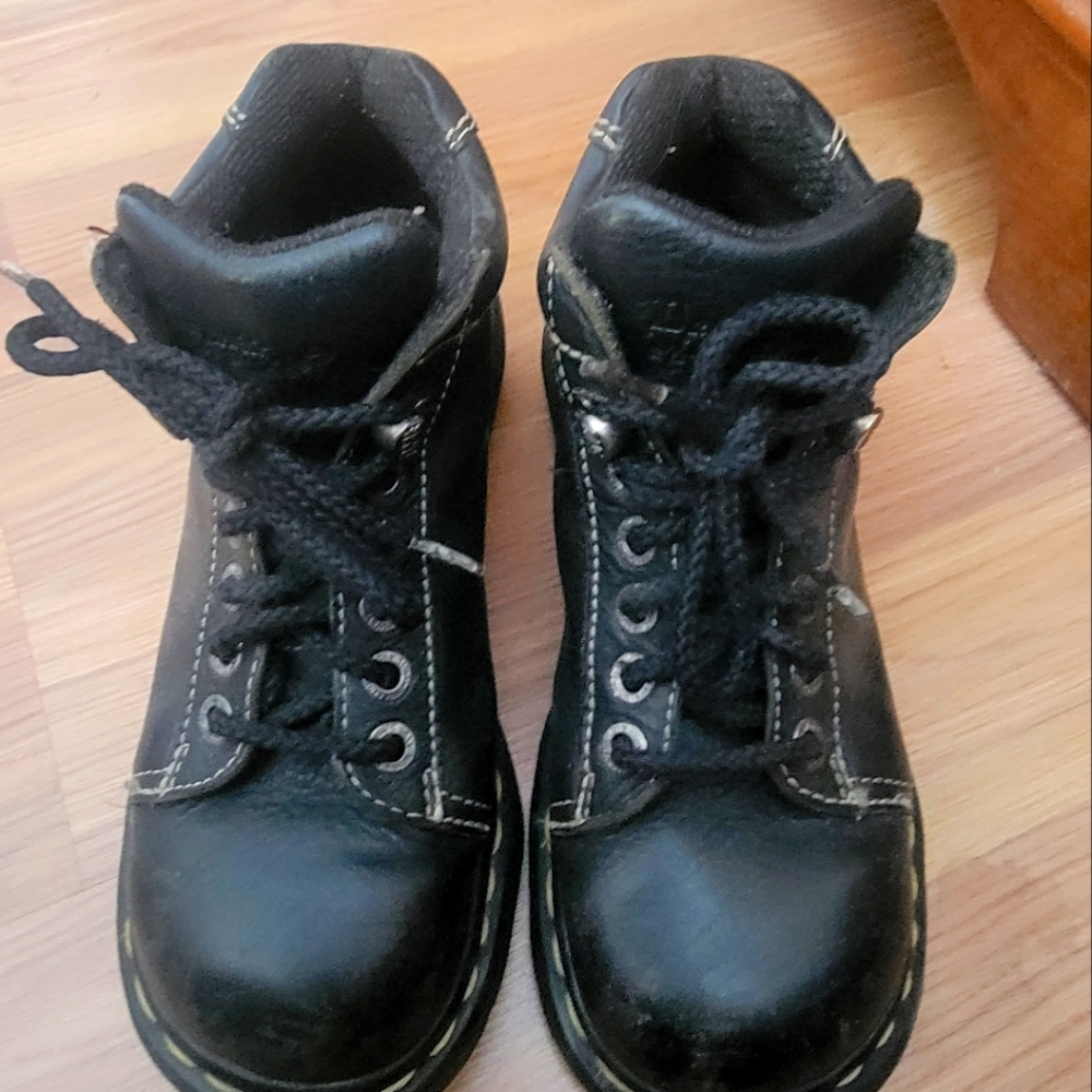 Vintage 90s Dr Martins 8542